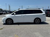 Used 2019 Toyota Sienna SE image 2