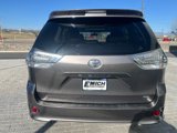 Used 2014 Toyota Sienna SE image 4