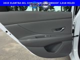 Used 2025 Hyundai Elantra SEL image 2