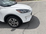 Used 2022 Ford Escape SEL w/ Technology Package image 4