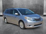 Used 2013 Toyota Sienna XLE image 3