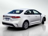 Used 2022 Toyota Corolla LE image 4