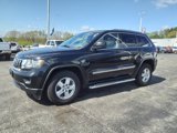 Used 2013 Jeep Grand Cherokee Laredo w/ Laredo E Group image 2