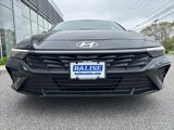 Certified 2025 Hyundai Elantra SE image 2