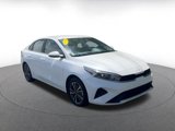 Used 2024 Kia Forte LXS image 3
