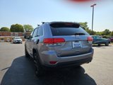 Used 2017 Jeep Grand Cherokee Limited image 3
