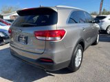 Used 2016 Kia Sorento FWD image 6