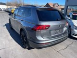 Used 2020 Volkswagen Tiguan SE R-Line image 4