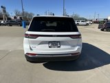 Used 2023 Jeep Grand Cherokee Laredo image 6