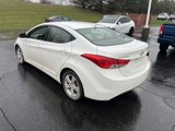 Used 2013 Hyundai Elantra GLS image 2