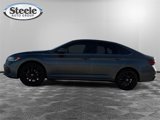 Used 2023 Volkswagen Jetta SE image 2