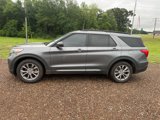 Used 2022 Ford Explorer XLT w/ Equipment Group 202A image 3
