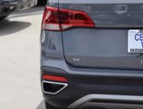 Used 2022 Volkswagen Taos SE image 5