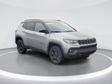 Used 2024 Jeep Compass Trailhawk image 2