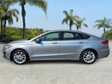 Used 2020 Ford Fusion SE image 2