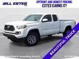 Used 2017 Toyota Tacoma SR5 image 1