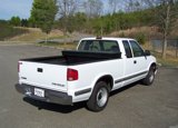Used 1998 Chevrolet S10 Pickup LS image 4
