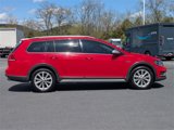 Used 2019 Volkswagen Golf Alltrack image 4
