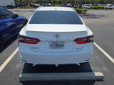 Used 2024 Toyota Camry SE image 3