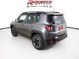 Used 2016 Jeep Renegade Trailhawk w/ Premium Trailhawk Package image 5