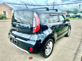 Used 2017 Kia Soul + image 5