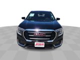 Used 2024 GMC Terrain SLE image 3