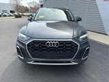 Used 2022 Audi Q5 2.0T Premium w/ Convenience Package image 3