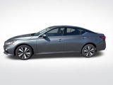 Used 2020 Nissan Altima 2.5 SV image 2