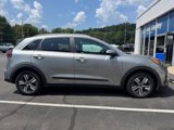 Used 2022 Kia Niro LXS image 3