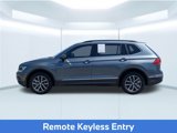 Used 2018 Volkswagen Tiguan SE w/ Panoramic Sunroof Package image 2
