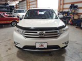Used 2012 Toyota Highlander Limited w/ Tow Pkg image 2
