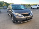 Used 2014 Toyota Sienna LE image 5