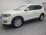 Used 2017 Nissan Rogue SV image 2