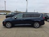 Certified 2023 Chrysler Pacifica Limited image 5