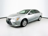 Used 2016 Toyota Camry LE image 3