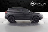 Used 2016 Jeep Cherokee Trailhawk image 2