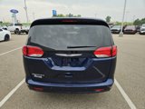 Used 2018 Chrysler Pacifica LX image 6
