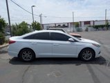 Used 2015 Hyundai Sonata SE image 2