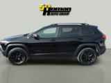 Used 2017 Jeep Cherokee Trailhawk w/ Comfort/Convenience Group image 2