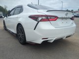 Used 2021 Toyota Camry SE image 3
