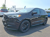 Used 2022 Ford Edge SE w/ Black Appearance Package image 3