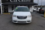 Used 2016 Chrysler Town & Country Touring w/ Driver Convenience Group image 2