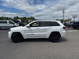Used 2018 Jeep Grand Cherokee Altitude image 4