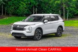 Used 2022 Mitsubishi Outlander ES image 1