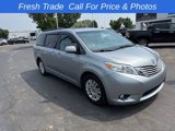 Used 2016 Toyota Sienna XLE image 3