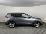 Used 2017 Nissan Rogue SV w/ SV Premium Package image 5