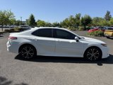 Used 2020 Toyota Camry SE image 6