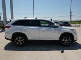 Used 2019 Toyota Highlander LE image 4