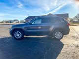 Used 2021 Jeep Grand Cherokee Laredo image 4