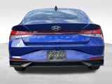 Used 2023 Hyundai Elantra SE image 4